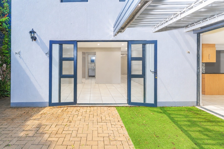 3 Bedroom Property for Sale in Magalies Golf Estate North West
